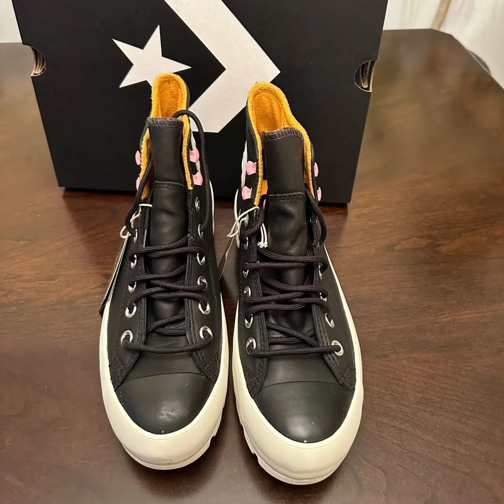 Converse Chuck Taylor All Star Gore-Tex Waterproof Lugged High Top Sneaker - Picture 3 of 8